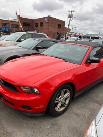 2012 Ford Mustang V6