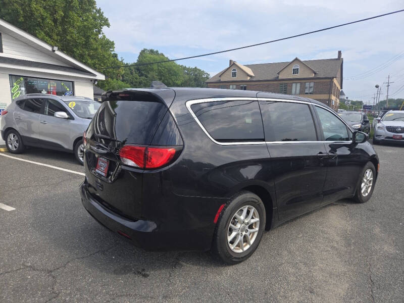 2017 Chrysler Pacifica LX