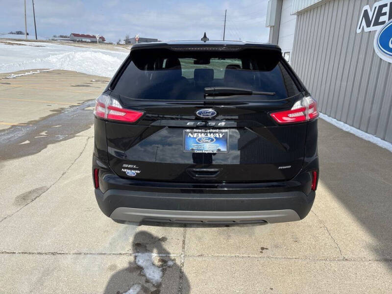 2024 Ford Edge
