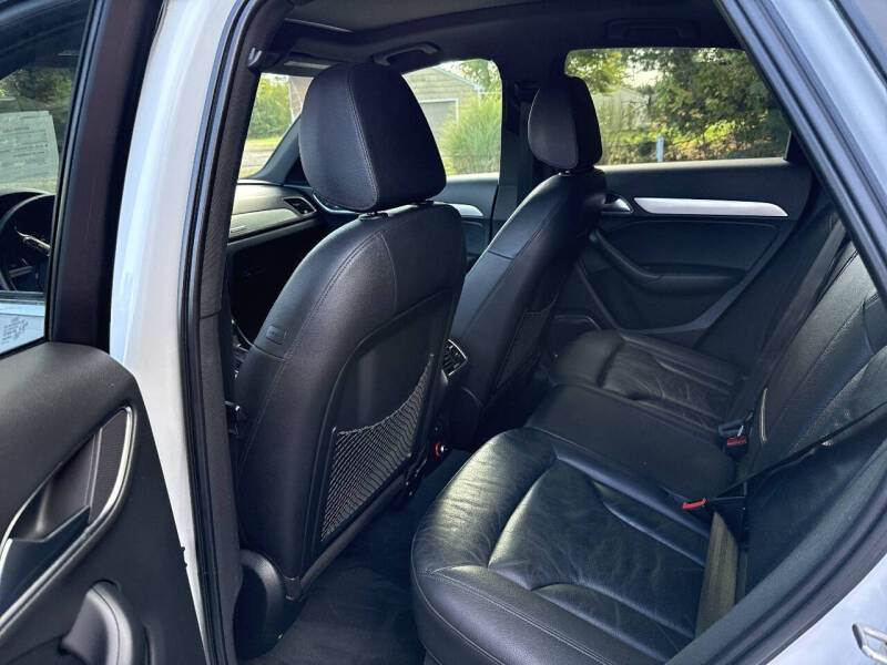 2016 Audi Q3 2.0T quattro Prestige