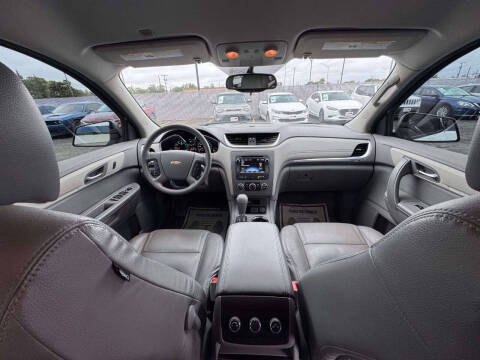 2016 Chevrolet Traverse LS