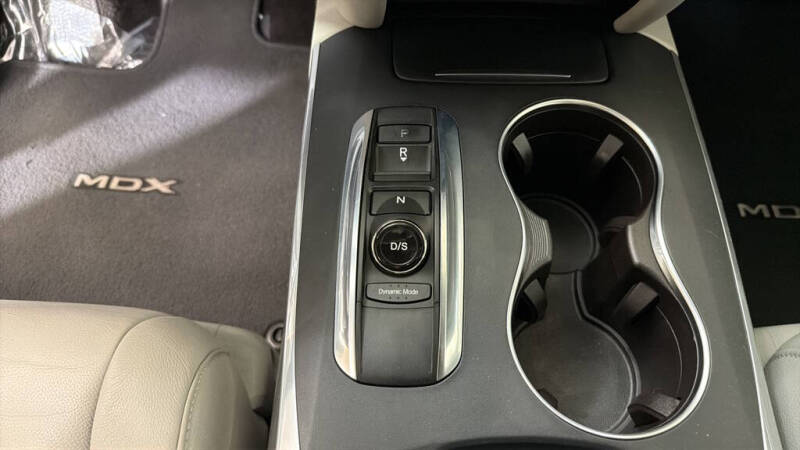 2017 Acura MDX w/Tech