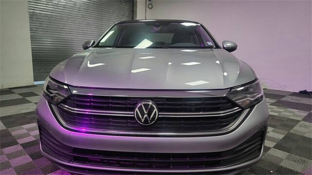 2024 Volkswagen Jetta SE