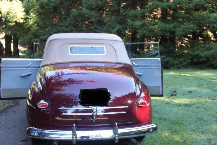 1946 Ford Super Deluxe