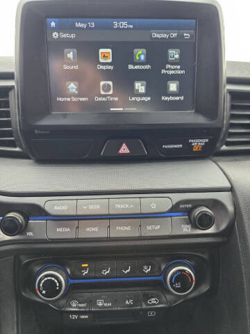 2019 Hyundai Veloster 2.0L