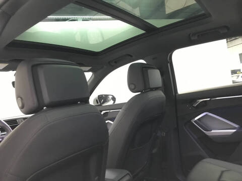 2023 Audi Q3 quattro S line Prem Plus 45 TFSI