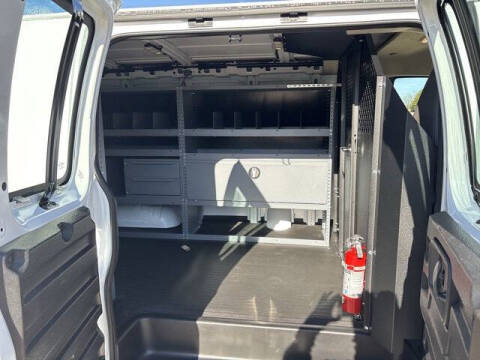 2025 Chevrolet Express 2500