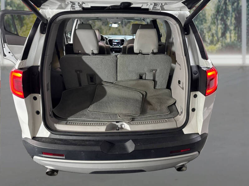 2017 GMC Acadia SLT-1