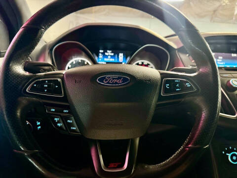 2017 Ford Focus ST