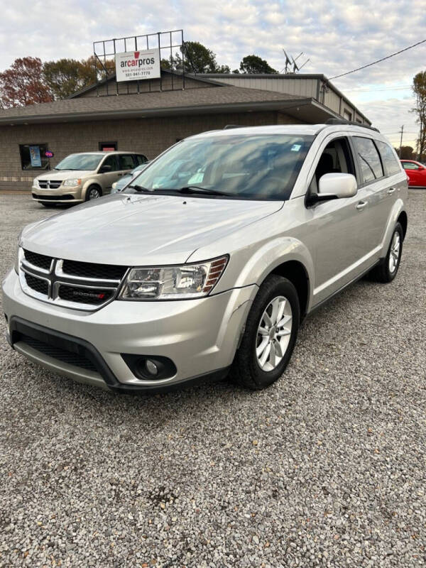 Dodge Journey's photo