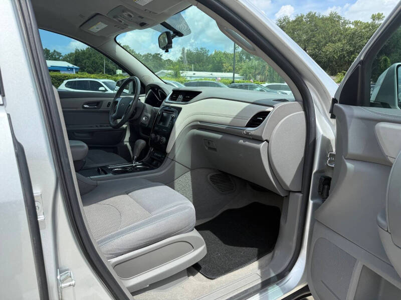 2017 Chevrolet Traverse LT