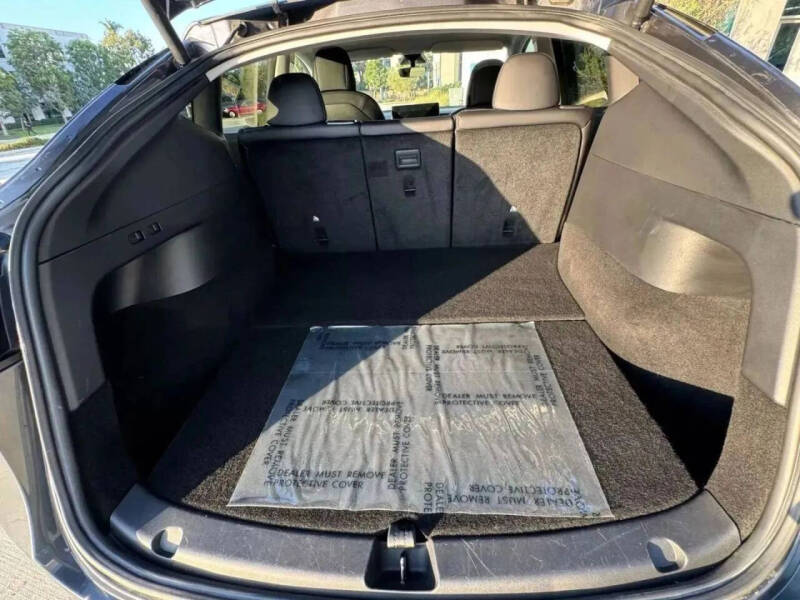 2024 Tesla Model Y Performance
