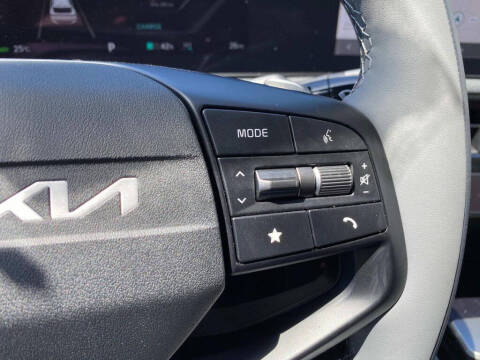 2025 Kia EV6 Light Long Range