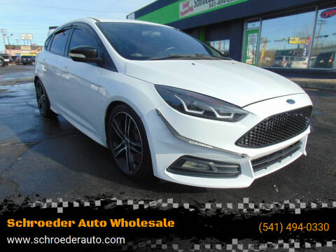 2016 Ford Focus for sale at Schroeder Auto Wholesale in Medford OR