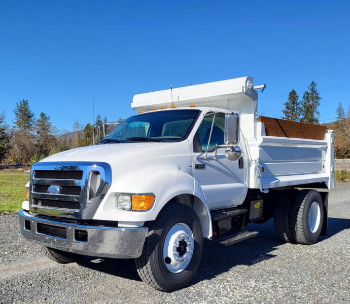 2006 Ford F650 Dump Truck for sale at CPMTRUCKSALES.COM in Central Point OR