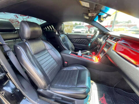 2014 Ford Mustang V6 Premium