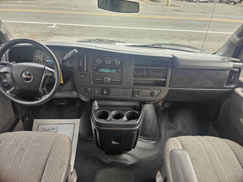 2016 GMC Savana 2500