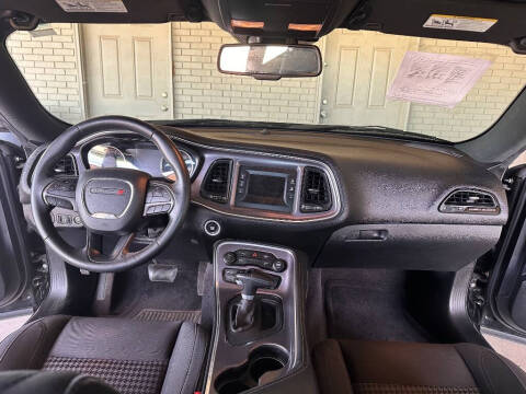 2017 Dodge Challenger SXT