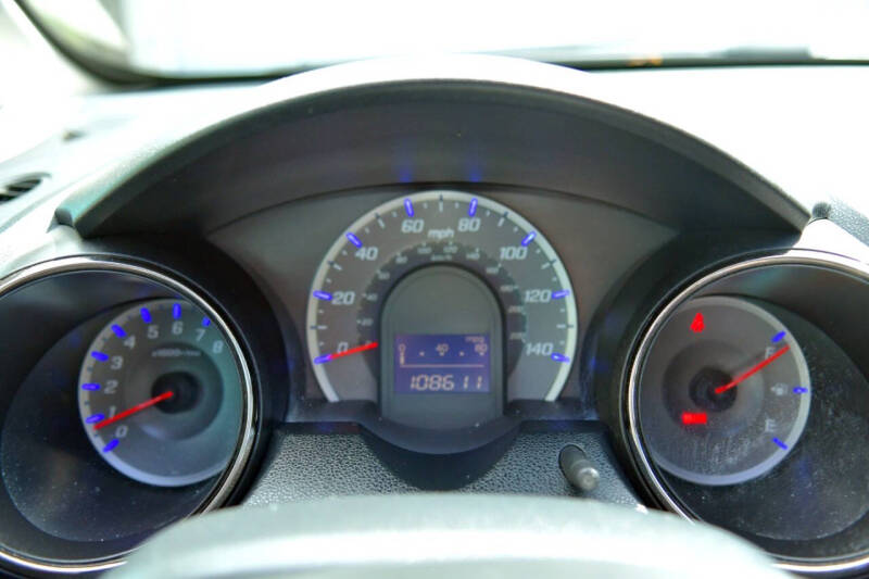 2013 Honda Fit Sport