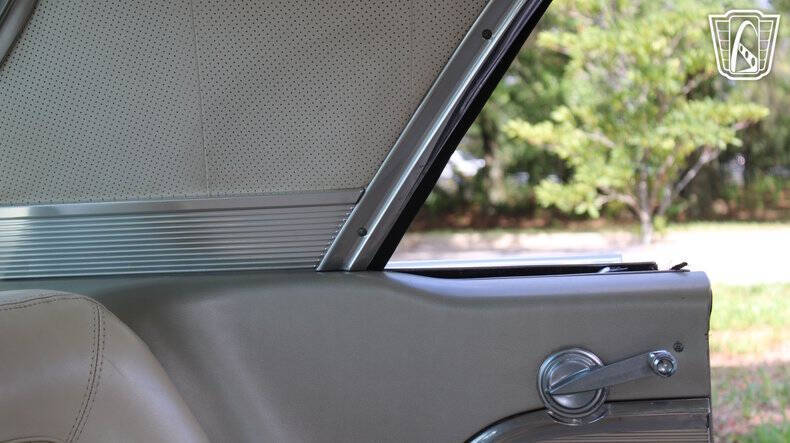 1962 Ford Thunderbird