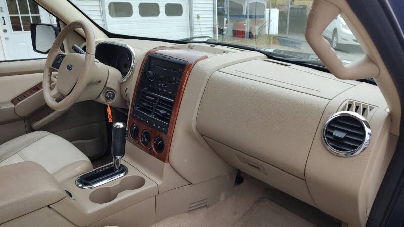 2007 Ford Explorer Eddie Bauer