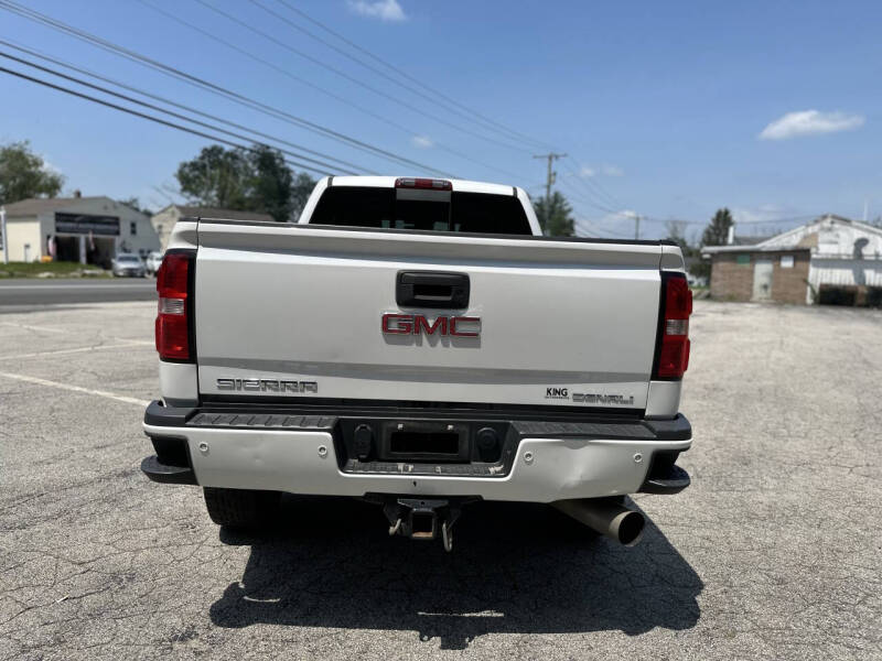 2018 GMC Sierra 2500HD Denali