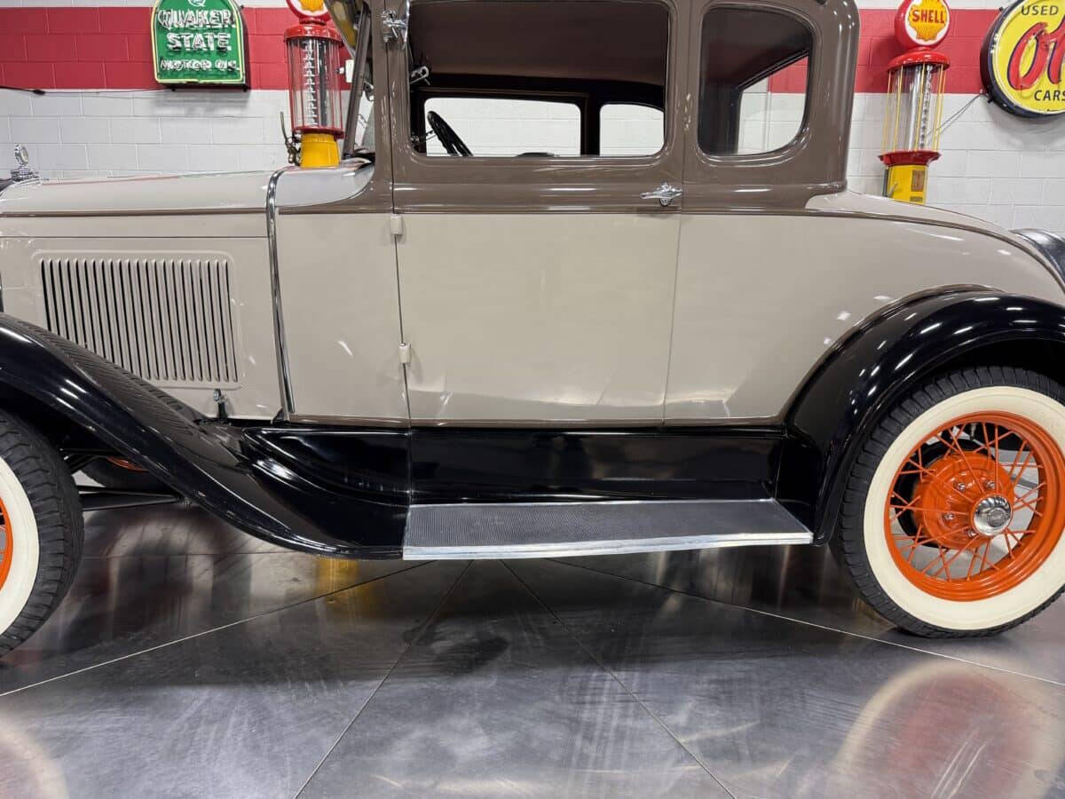 1930 Ford Model A 16