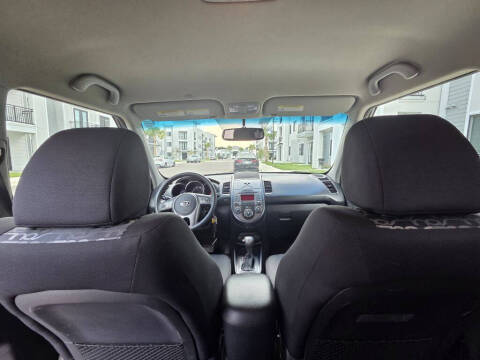 2011 Kia Soul +