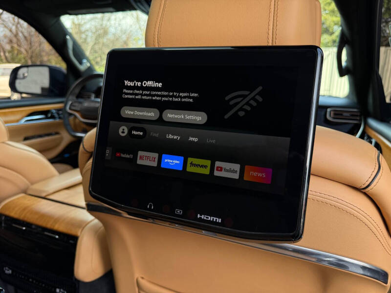 2022 Jeep Grand Wagoneer Series III