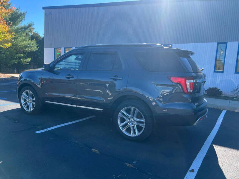 2017 Ford Explorer XLT