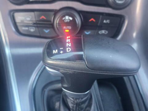 2015 Dodge Challenger SXT