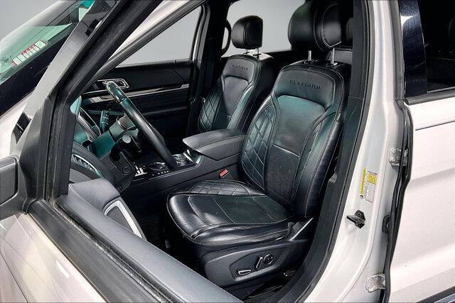 2017 Ford Explorer Platinum