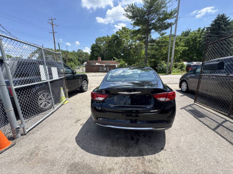2015 Chrysler 200 Limited