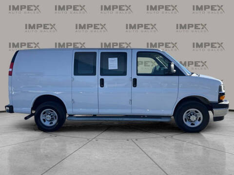 2024 Chevrolet Express 2500