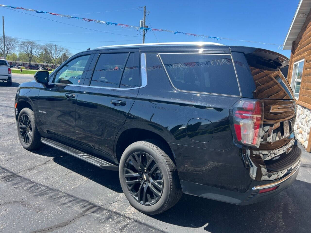 2021 Chevrolet Tahoe for sale at Serwe Automotive, Inc in Kewaskum, WI