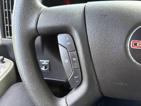 2023 GMC Savana 2500