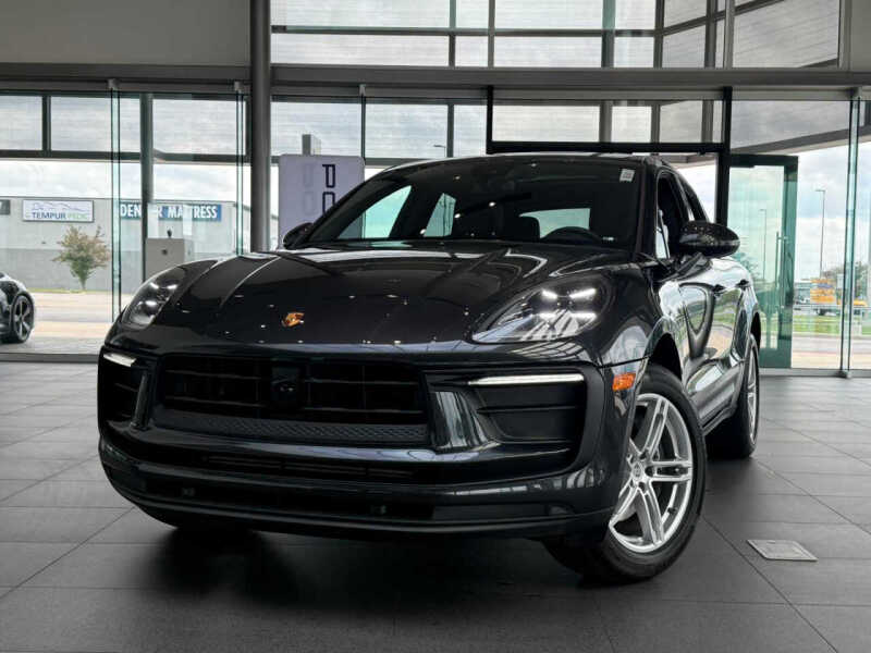 2025 Porsche Macan