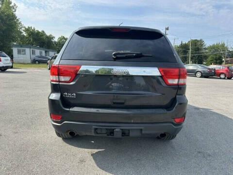 2011 Jeep Grand Cherokee Laredo X