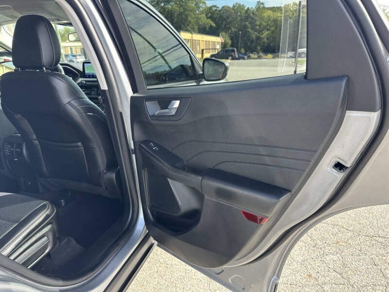 2022 Ford Escape SEL