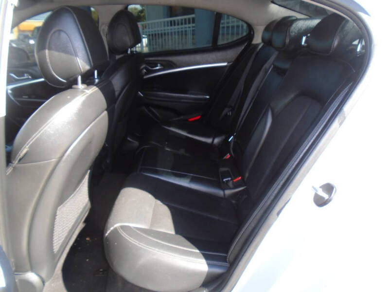 2020 Genesis G70 2.0T