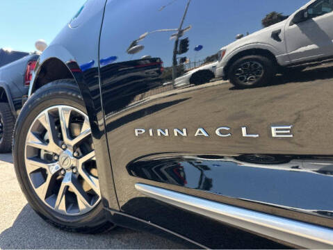2023 Chrysler Pacifica Plug-In Hybrid Pinnacle