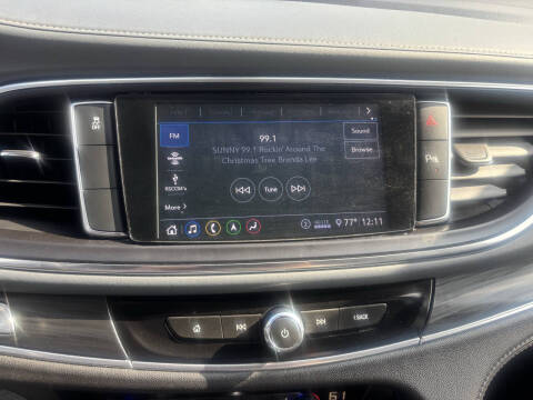 2021 Buick Enclave Essence