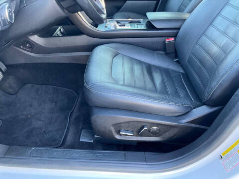 2017 Ford Fusion Hybrid SE