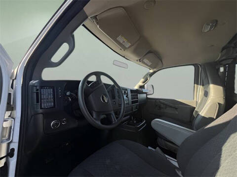 2023 Chevrolet Express 2500