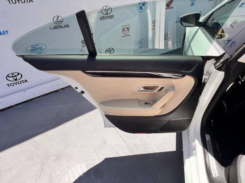 2015 Volkswagen CC 2.0T Executive