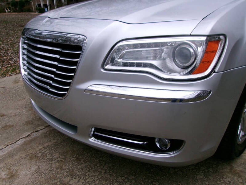 2012 Chrysler 300 Limited