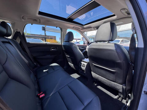 2021 Nissan Rogue SL