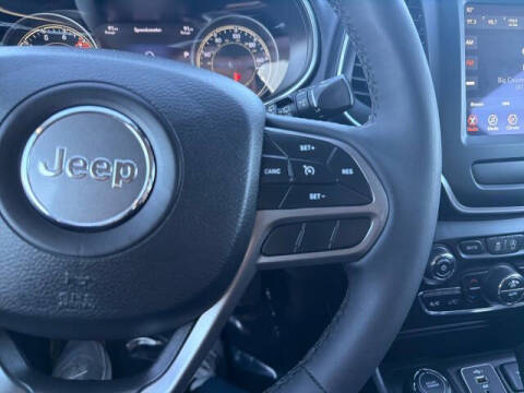 2022 Jeep Cherokee Latitude Lux