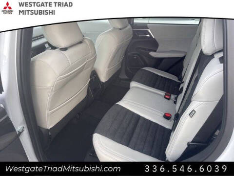 2026 Mitsubishi Outlander SE