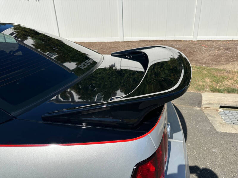 2004 Ford Mustang GT Deluxe